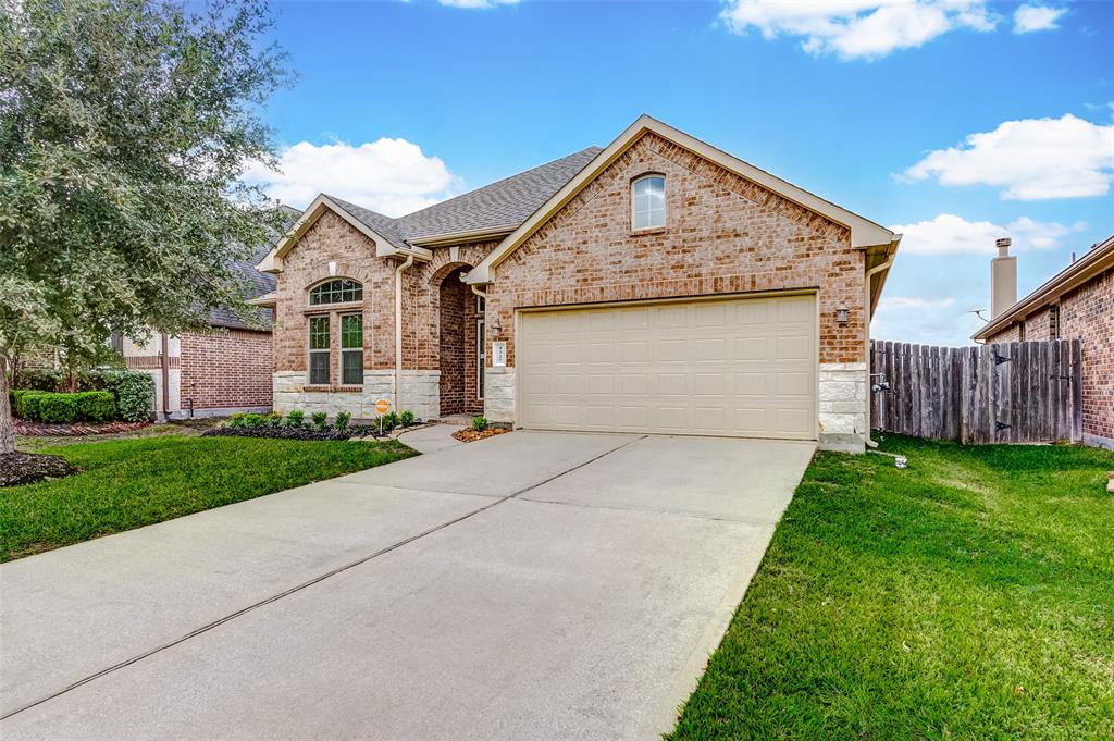 Property photo for 4327 Fenetre Forest, Katy, TX